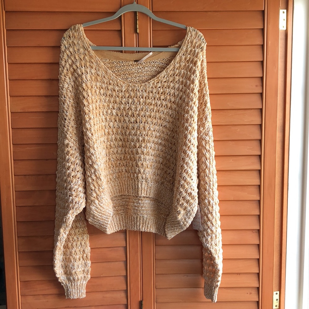 🌹Free People Knitted V Neck Sweater in Neutral